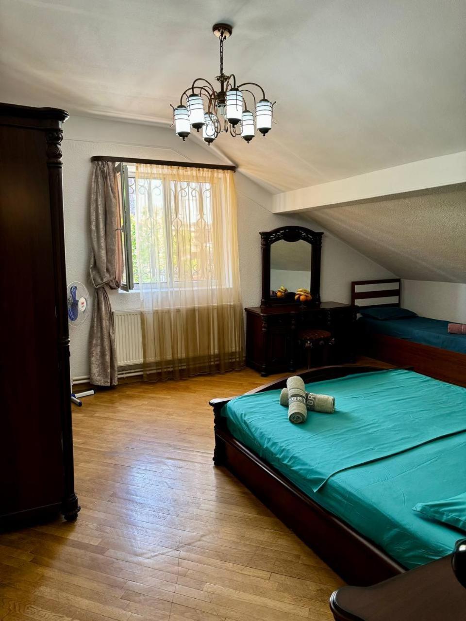 California Hostel Jerevan Exteriör bild